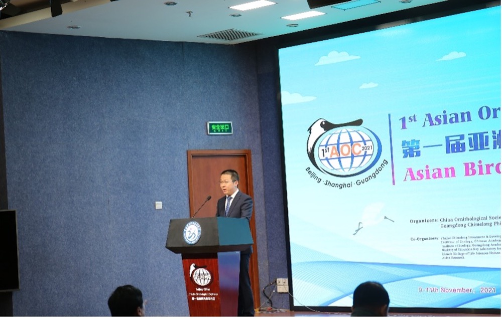 Fig. 5 A welcome address by Prof. Zhan Xiangjiang, the Vice President of the Chinese Zoological Society